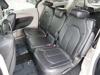 2022 Chrysler Pacifica, $20999. Photo 8