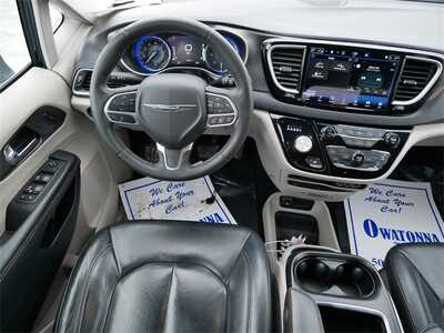 2022 Chrysler Pacifica, $20999. Photo 9