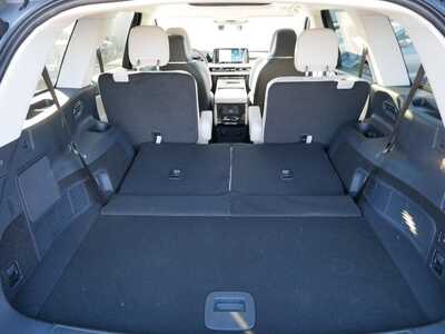 2026 Lincoln Aviator, $72378. Photo 10