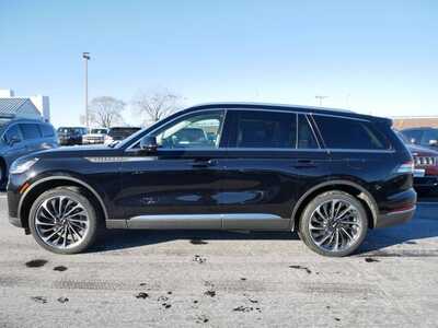 2026 Lincoln Aviator, $72378. Photo 4
