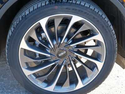2026 Lincoln Aviator, $72378. Photo 9