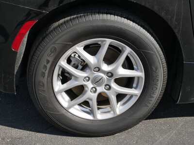 2024 Chrysler Pacifica, $26999. Photo 5