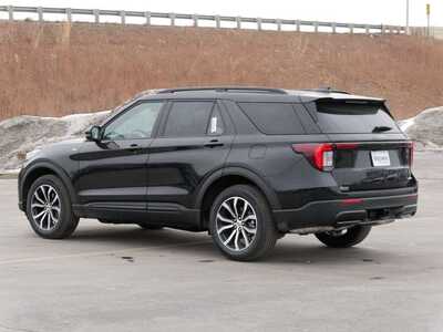 2026 Ford Explorer, $45065. Photo 5