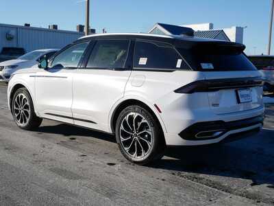 2026 Lincoln Nautilus, $62958. Photo 5