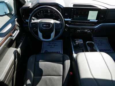2023 GMC 1500 Crew Cab, $44999. Photo 9
