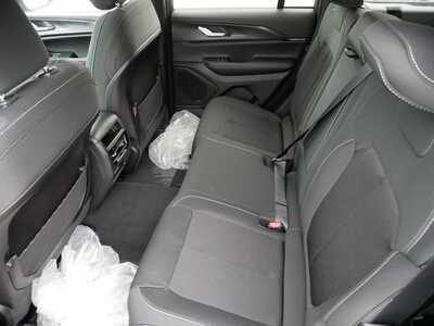 2026 Jeep Grand Cherokee, $39921. Photo 12