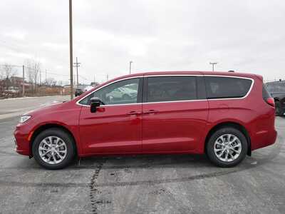 2026 Chrysler Pacifica, $52960. Photo 4
