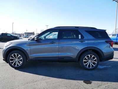2026 Ford Explorer, $39641. Photo 4
