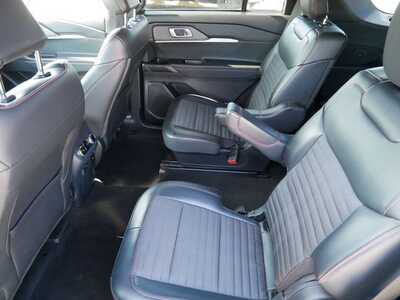 2025 Ford Explorer, $38999. Photo 8