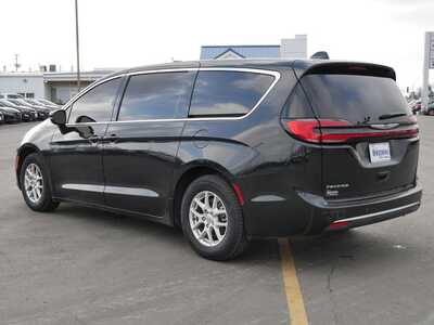 2023 Chrysler Pacifica, $23899. Photo 3