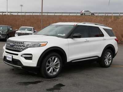 2020 Ford Explorer, $24999. Photo 2