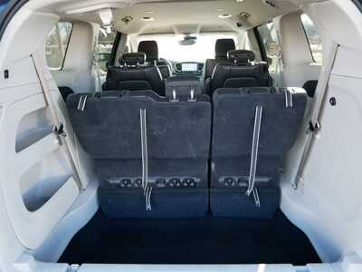 2023 Chrysler Pacifica, $23899. Photo 6