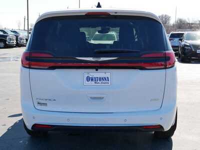 2026 Chrysler Pacifica, $43965. Photo 6