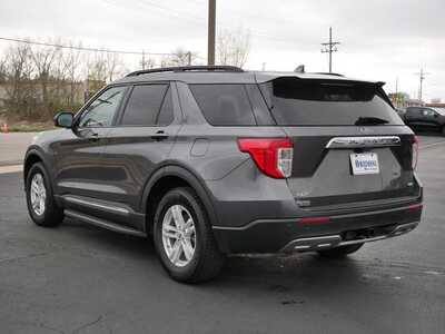 2020 Ford Explorer, $17999. Photo 3