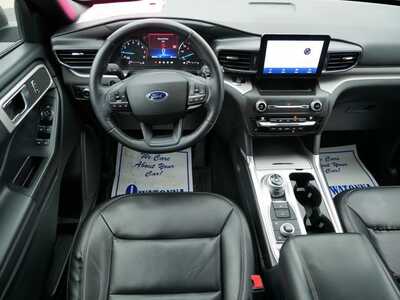 2020 Ford Explorer, $17999. Photo 9