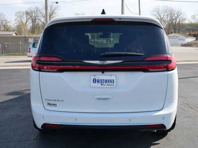 2026 Chrysler Pacifica, $42335. Photo 6