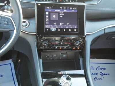2025 Jeep Grand Cherokee, $35999. Photo 10