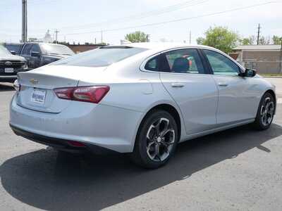 2022 Chevrolet Malibu, $17999. Photo 4