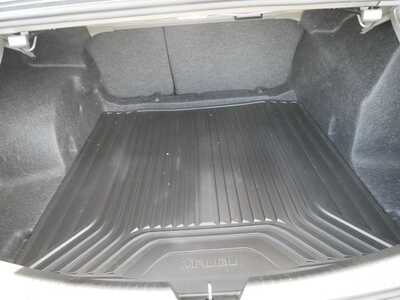 2022 Chevrolet Malibu, $17999. Photo 6