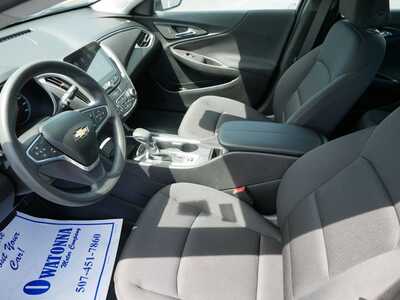 2022 Chevrolet Malibu, $17999. Photo 7