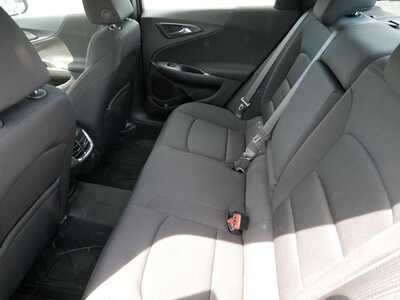 2022 Chevrolet Malibu, $17999. Photo 8