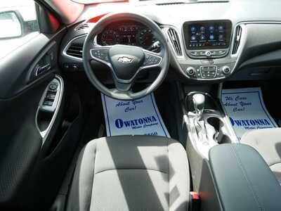 2022 Chevrolet Malibu, $17999. Photo 9