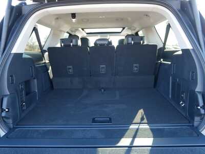 2026 Lincoln Navigator L, $99647. Photo 9