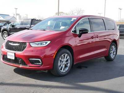 2026 Chrysler Pacifica, $46961. Photo 3