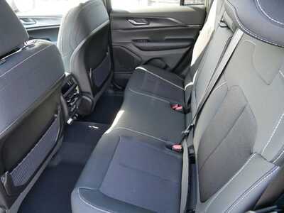2026 Jeep Grand Cherokee, $40772. Photo 12