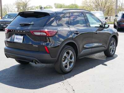 2025 Ford Escape, $24499. Photo 4
