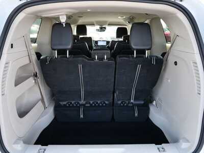 2023 Chrysler Pacifica, $22999. Photo 6