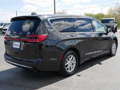 2023 Chrysler Pacifica, $23999. Photo 4