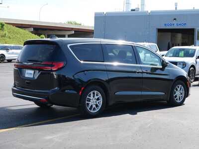 2023 Chrysler Pacifica, $24999. Photo 4
