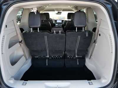 2023 Chrysler Pacifica, $24999. Photo 6