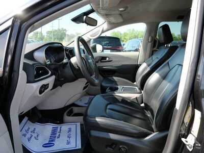 2023 Chrysler Pacifica, $24999. Photo 7