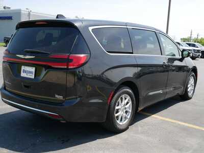 2023 Chrysler Pacifica, $23999. Photo 4