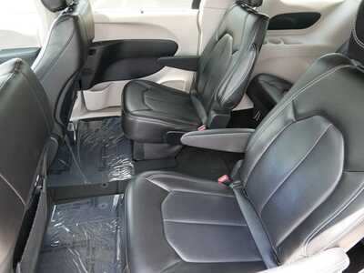 2023 Chrysler Pacifica, $20999. Photo 8