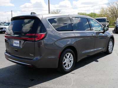 2023 Chrysler Pacifica, $23999. Photo 4