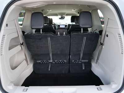 2023 Chrysler Pacifica, $24499. Photo 6