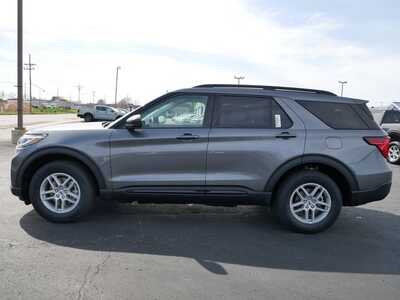 2026 Ford Explorer, $40307. Photo 4