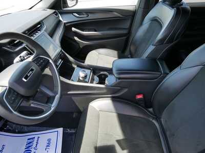 2025 Jeep Grand Cherokee, $34999. Photo 7
