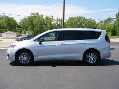 2026 Chrysler Pacifica, $41645. Photo 4