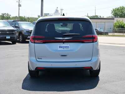 2026 Chrysler Pacifica, $41645. Photo 6