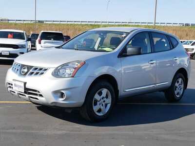 2015 Nissan Rogue, $10999. Photo 2