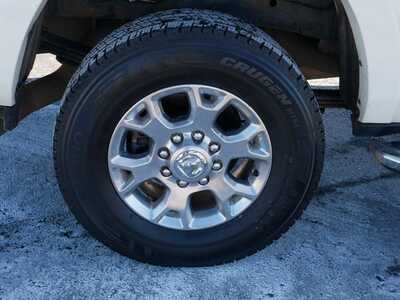 2022 RAM 3500 Crew Cab, $46999. Photo 5