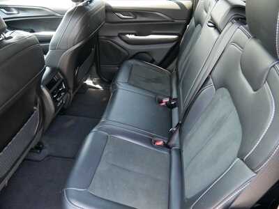 2025 Jeep Grand Cherokee, $34999. Photo 8