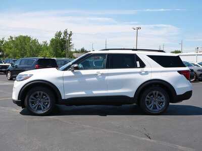 2026 Ford Explorer, $47189. Photo 4