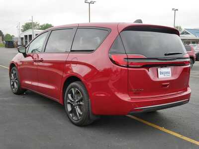 2026 Chrysler Pacifica, $42999. Photo 5