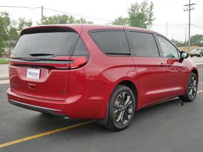 2026 Chrysler Pacifica, $42999. Photo 7