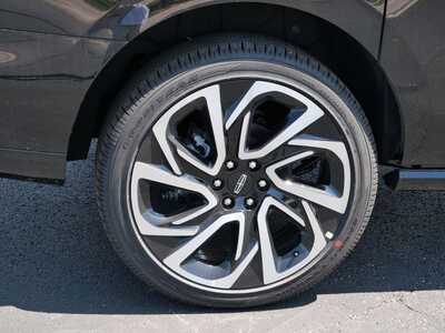 2026 Lincoln Navigator L, $104417. Photo 9